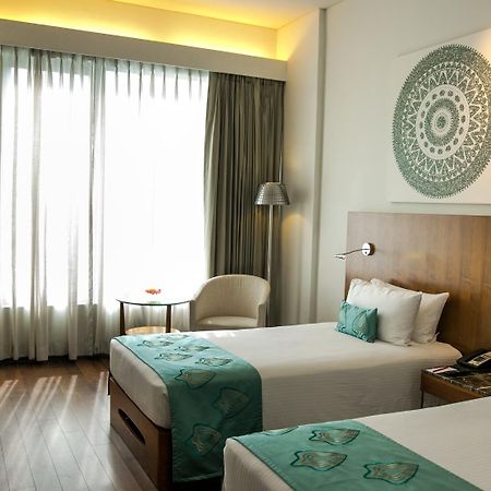 Vivanta Chennai It Expressway Omr Екстериор снимка Deluxe Room