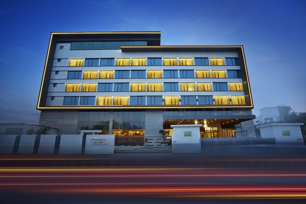 Vivanta Chennai It Expressway Omr Hotel Екстериор снимка